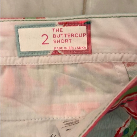 NWT Lilly Pulitzer The Buttercup Short Size 2 - Picture 2 of 4